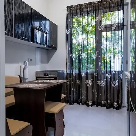 アパート National Palace Of Culture View - Spacious 1-bd Flat